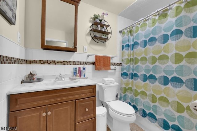 30 General Ln, Willingboro Twp., NJ 08046