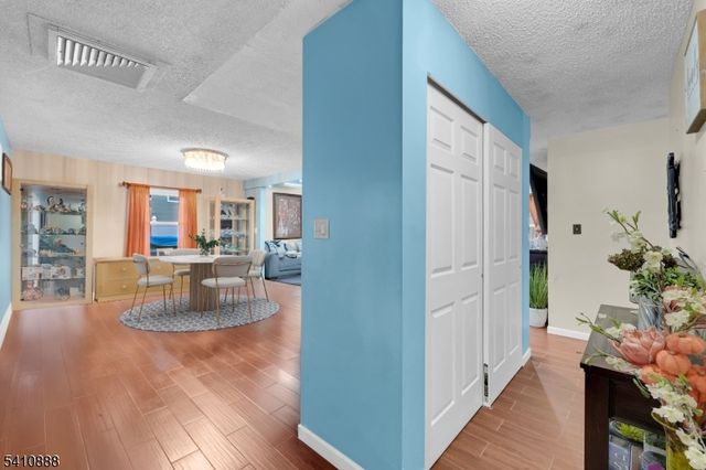 30 General Ln, Willingboro Twp., NJ 08046