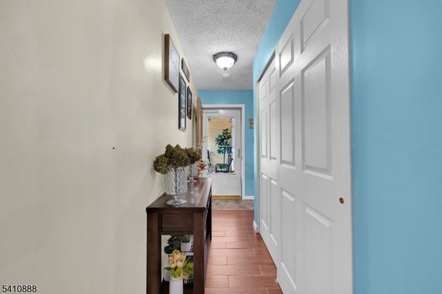 30 General Ln, Willingboro Twp., NJ 08046