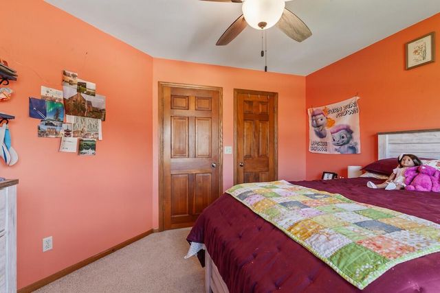 W227N2540 Meadowood LANE, Waukesha, WI 53186