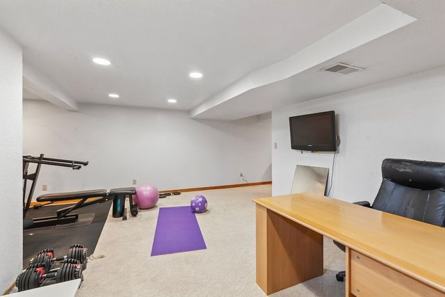W227N2540 Meadowood LANE, Waukesha, WI 53186