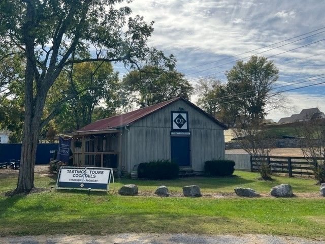 2105 Conductor Ln, Thompsons Station, TN 37179