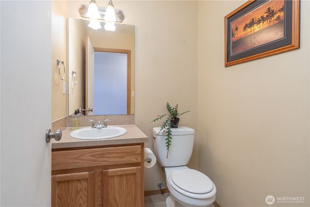 355 Stonewood Place, Bremerton, WA 98310