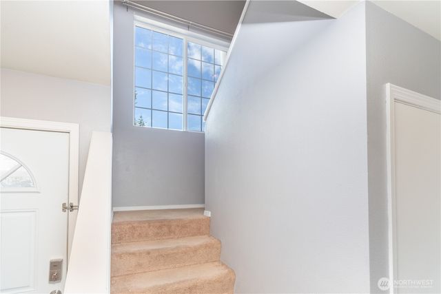 355 Stonewood Place, Bremerton, WA 98310
