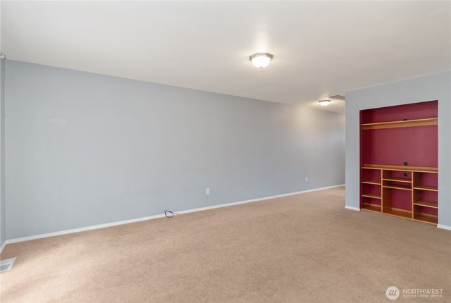 355 Stonewood Place, Bremerton, WA 98310