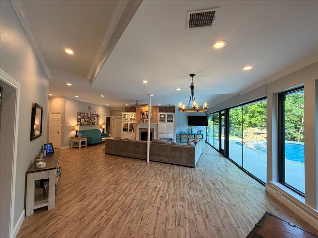 1125 Shady River Court S, Benbrook, TX 76126