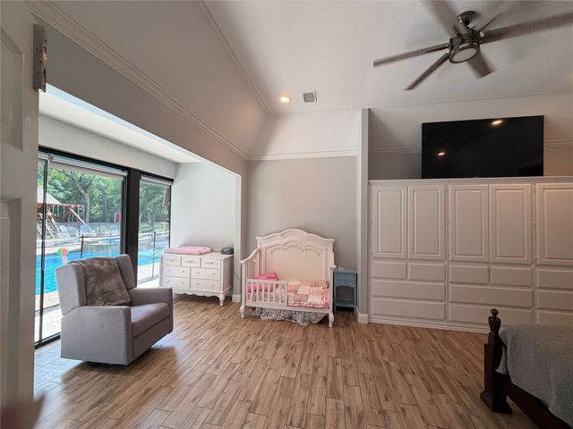 1125 Shady River Court S, Benbrook, TX 76126