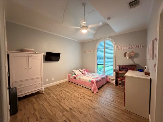 1125 Shady River Court S, Benbrook, TX 76126