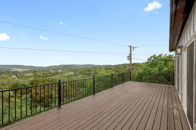 18716 W Lakeview DR, Jonestown, TX 78645