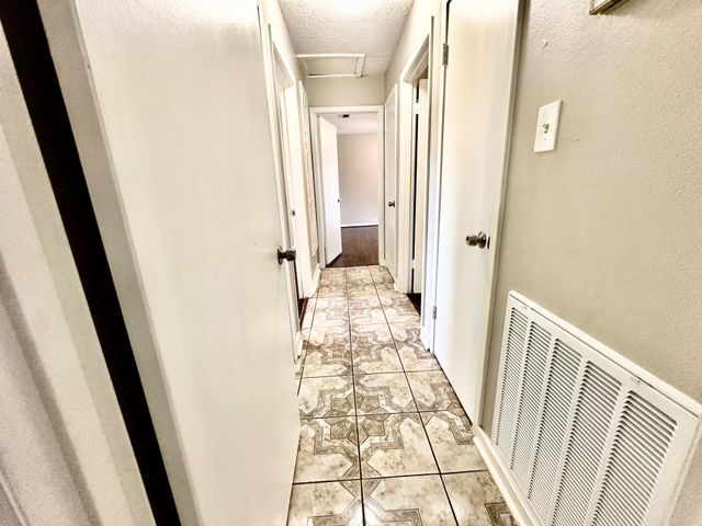 7238 Woodfern Drive, Houston, TX 77040