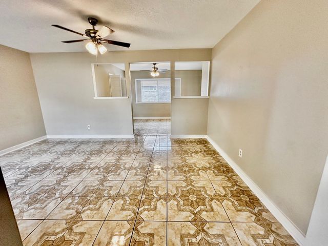 7238 Woodfern Drive, Houston, TX 77040