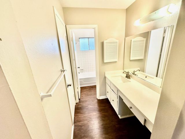 7238 Woodfern Drive, Houston, TX 77040