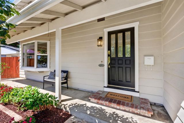 982 Starflower Court, Sunnyvale, CA 94086