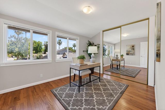 982 Starflower Court, Sunnyvale, CA 94086