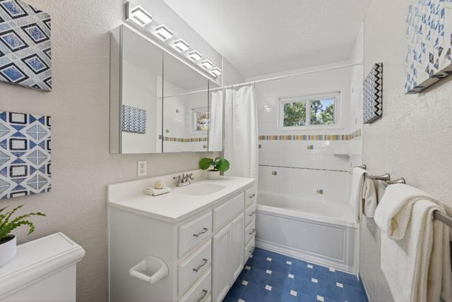 982 Starflower Court, Sunnyvale, CA 94086