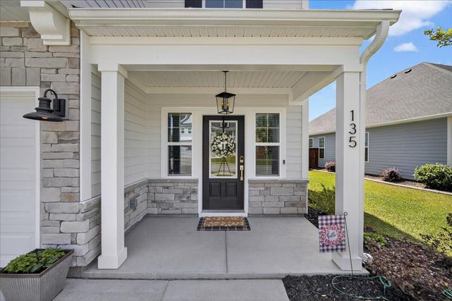 135 Headwater Drive, Summerville, SC 29486