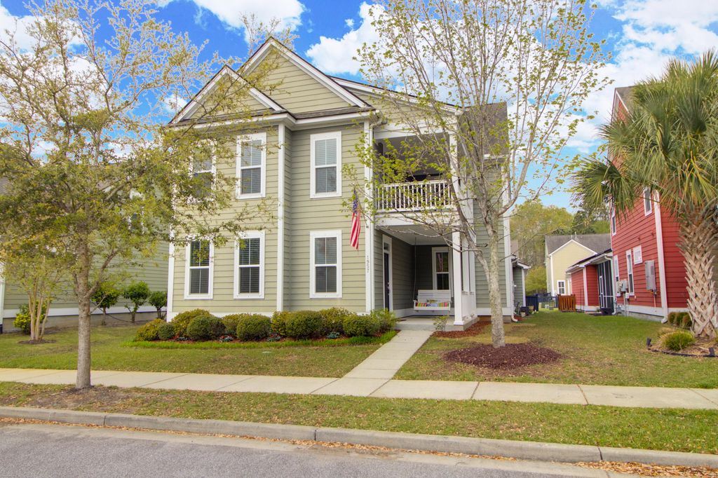 1957 Gammon Street, Charleston, SC 29414