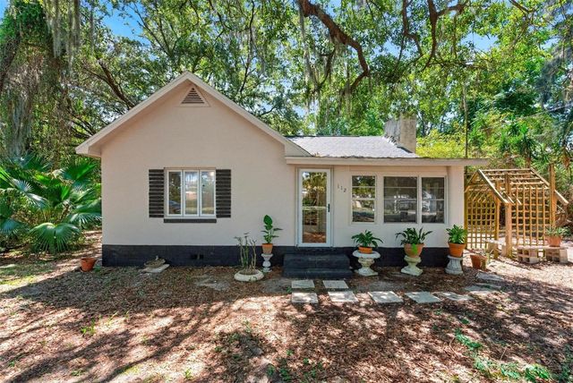 112 N LAKE AVENUE, Leesburg, FL 34748