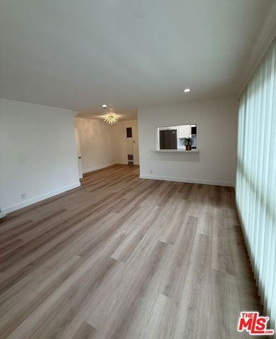 1045 N Edinburgh Avenue, Los Angeles, CA 90046
