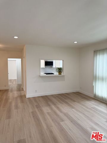 1045 N Edinburgh Avenue, Los Angeles, CA 90046