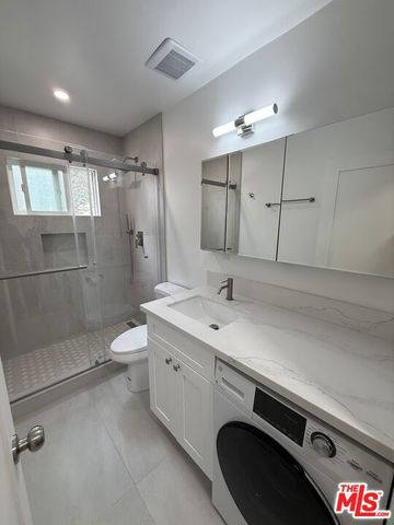 1045 N Edinburgh Avenue, Los Angeles, CA 90046