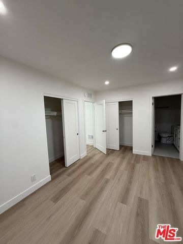 1045 N Edinburgh Avenue, Los Angeles, CA 90046