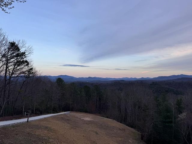 355 Up The Creek Trail, Hayesville, NC 28904
