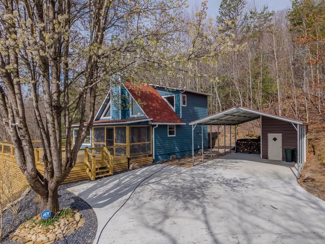 355 Up The Creek Trail, Hayesville, NC 28904