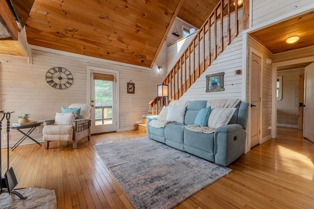355 Up The Creek Trail, Hayesville, NC 28904