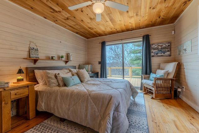 355 Up The Creek Trail, Hayesville, NC 28904