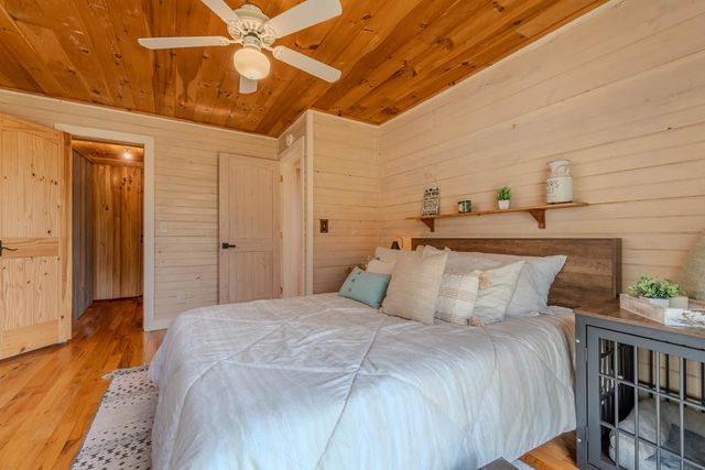 355 Up The Creek Trail, Hayesville, NC 28904