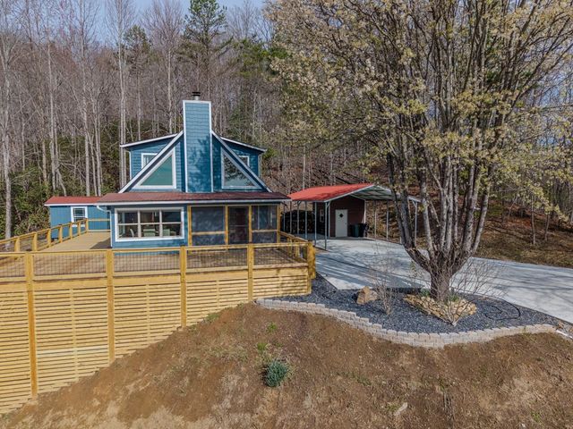 355 Up The Creek Trail, Hayesville, NC 28904