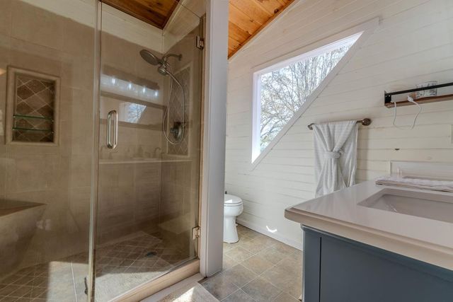 355 Up The Creek Trail, Hayesville, NC 28904