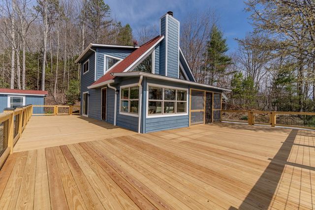 355 Up The Creek Trail, Hayesville, NC 28904