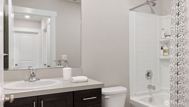 13821 10th Place W, Lynnwood, WA 98087