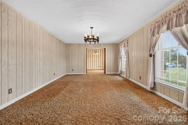 3040 E Maiden Road, Maiden, NC 28650
