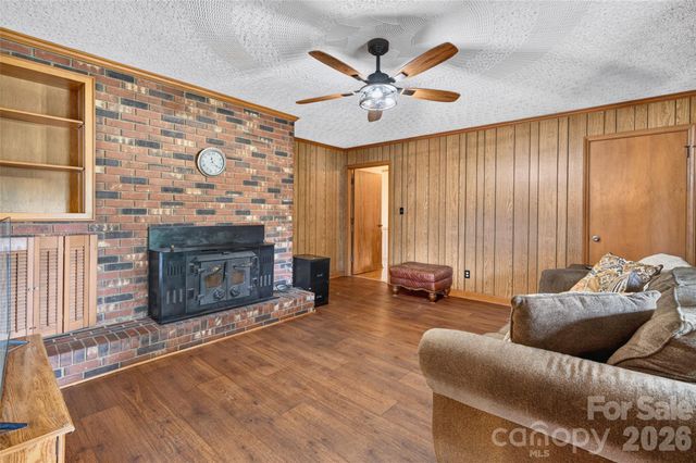 3040 E Maiden Road, Maiden, NC 28650