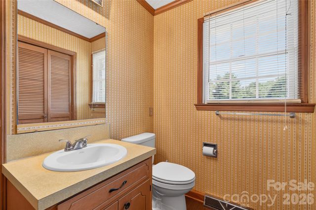 3040 E Maiden Road, Maiden, NC 28650