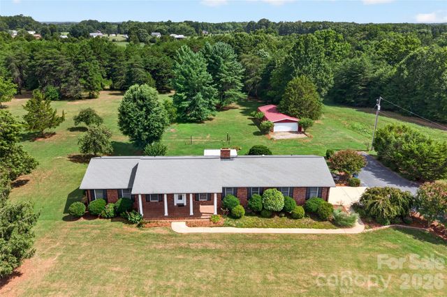 3040 E Maiden Road, Maiden, NC 28650