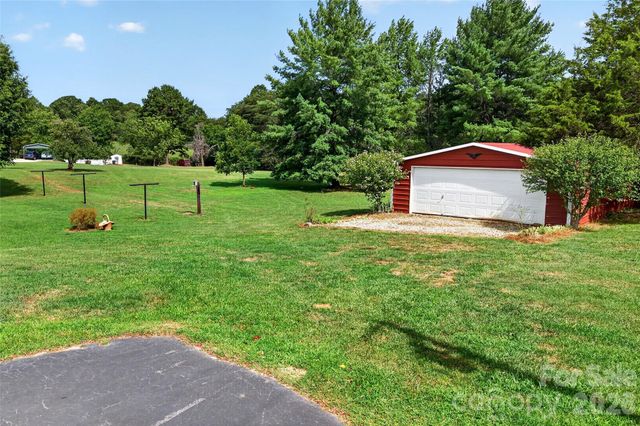 3040 E Maiden Road, Maiden, NC 28650