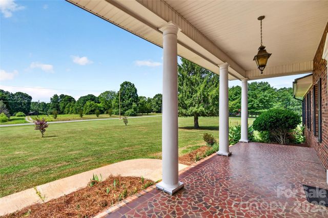 3040 E Maiden Road, Maiden, NC 28650