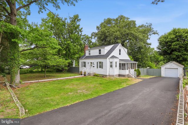 6704 BOXWOOD DR, Suitland, MD 20746