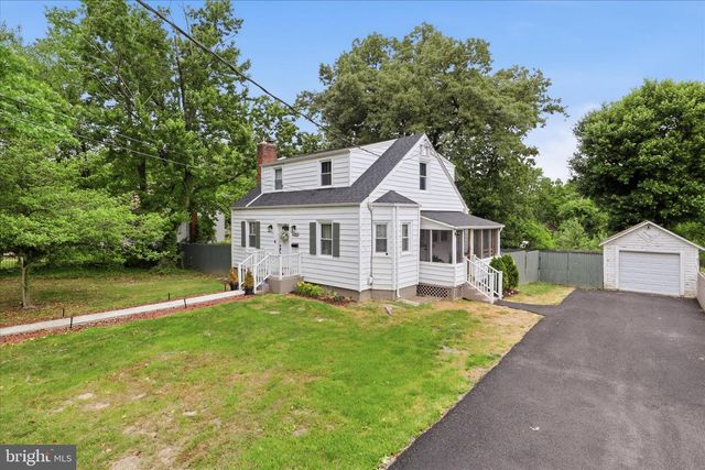 6704 BOXWOOD DR, Suitland, MD 20746