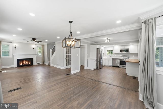 6704 BOXWOOD DR, Suitland, MD 20746