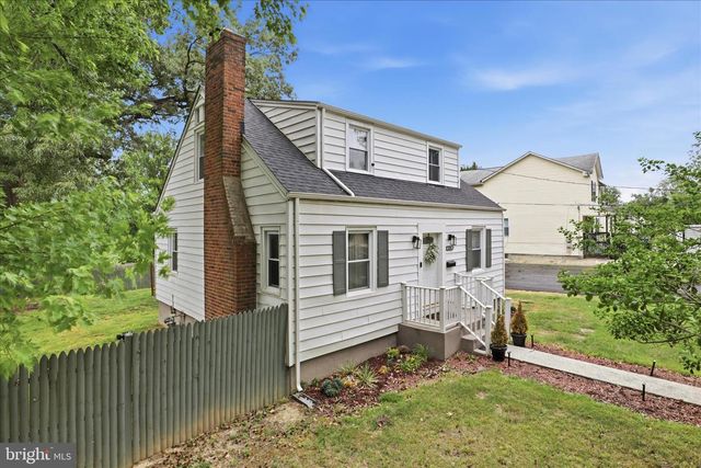 6704 BOXWOOD DR, Suitland, MD 20746