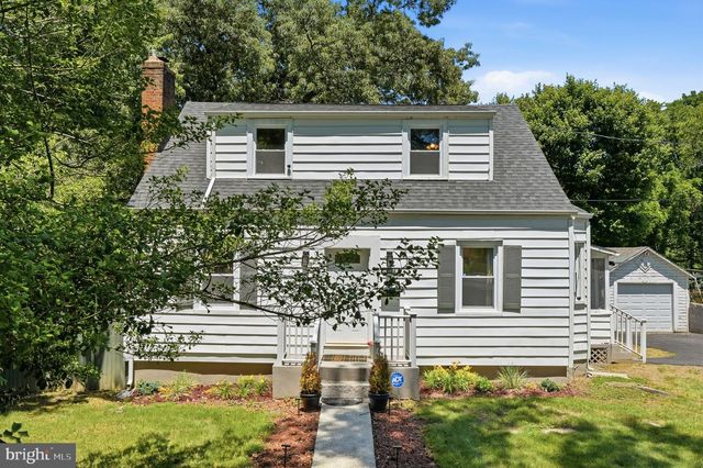 6704 BOXWOOD DR, Suitland, MD 20746