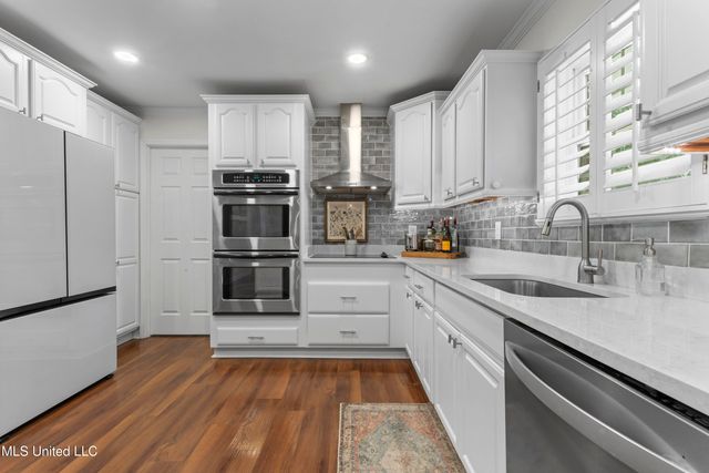 13 Greenbriar Drive, Gulfport, MS 39507