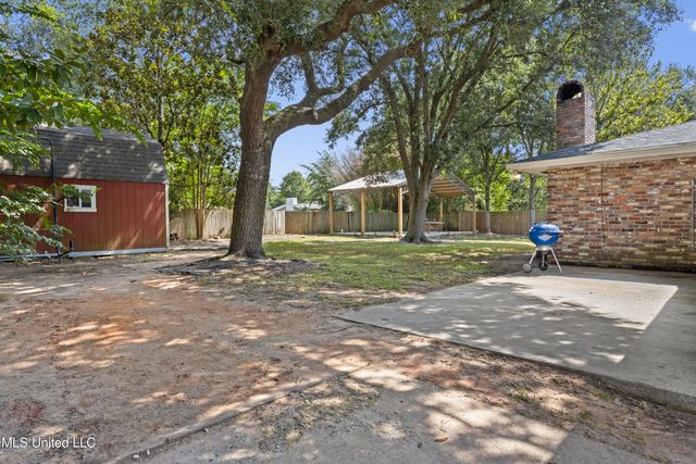13 Greenbriar Drive, Gulfport, MS 39507
