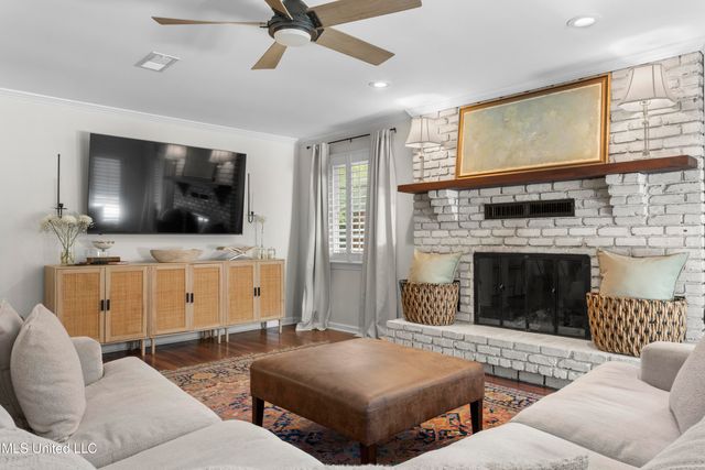 13 Greenbriar Drive, Gulfport, MS 39507