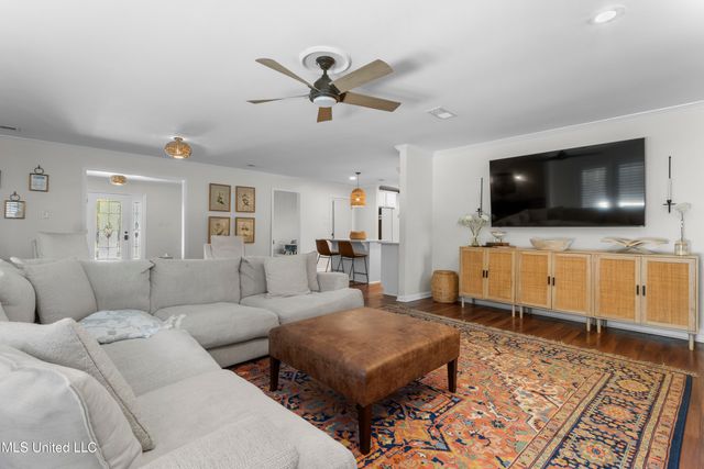13 Greenbriar Drive, Gulfport, MS 39507
